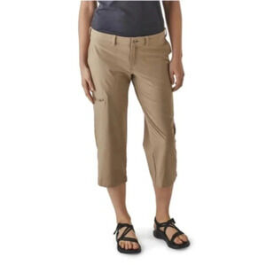 Patagonia Pants Capri Cropped Brown Happy Hike Size 6 Hiking Outdoor Climbing